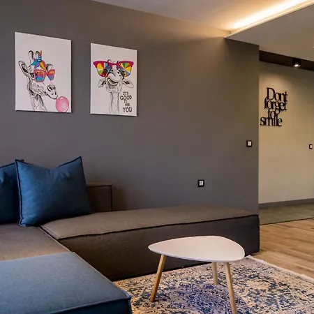 Art Luxury Living Free Parking Apartment